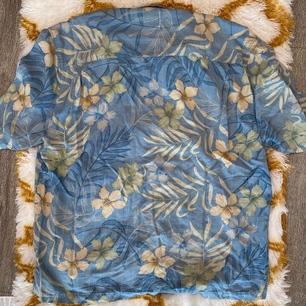 Jamaica  Jaxx Mens Hawaiian Silk Floral Button Down Shirt Down